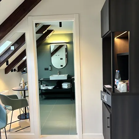 Stelvio ティラーノ