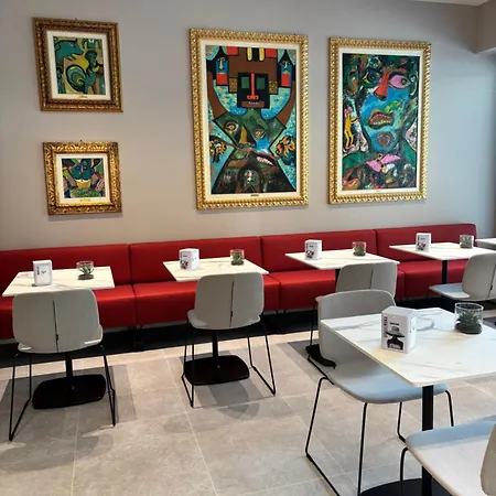 ホテル Stelvio ティラーノ