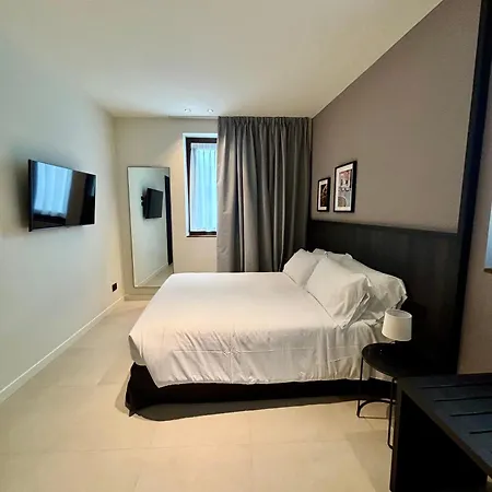 ホテル Stelvio ティラーノ